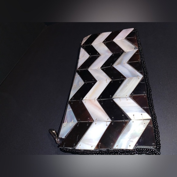 Mad, by design. Black and White shelled clutch. Used. - Picture 2 of 5